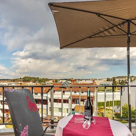 Alida بيت ضيافة بوريتش